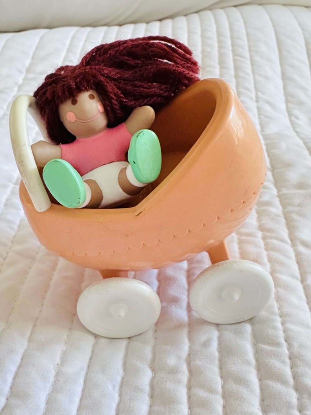 LITTLE TIKES Vintage Dollhouse Baby Buggy Stroller with Yarn Hair Baby Doll RARE